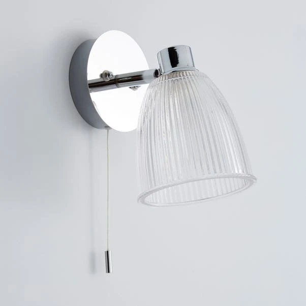 Dunelm Bremont Ribbed Glass Bathroom Wall Light 2 Dunelm Bremont Ribbed Glass Bathroom Wall Light - Image 2