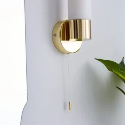 Dunelm Porto Bathroom Wall Light Brass -Home Lighting 1000182551 alt02