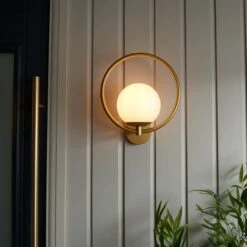 Dunelm Fort Halo Gold Frosted Glass Outdoor Wall Light -Home Lighting 30730435 alt04