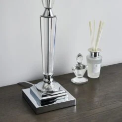 Dunelm Windsor Table Lamp -Home Lighting 30756272 alt03