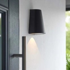 Vogue Lighting Vogue Bryce Outdoor 1 Light Wall Light -Home Lighting 30789765 alt03