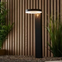 Vogue Lighting Vogue Idris Outdoor Solar PIR Floor Light